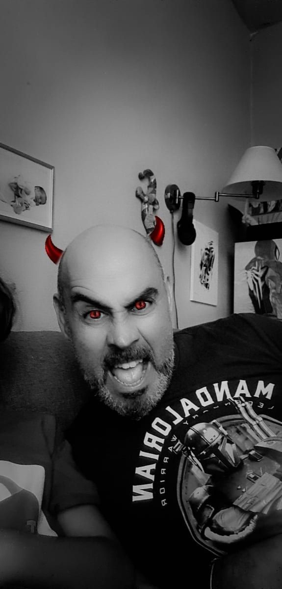 Profil von Santi